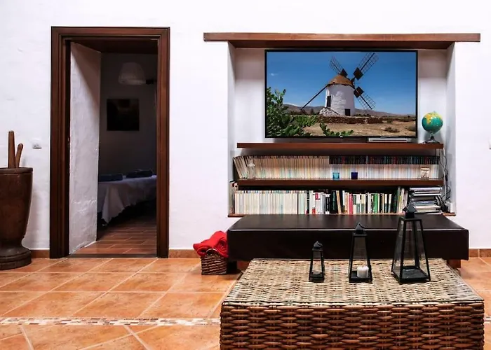 Histórica Villa con molino de viento